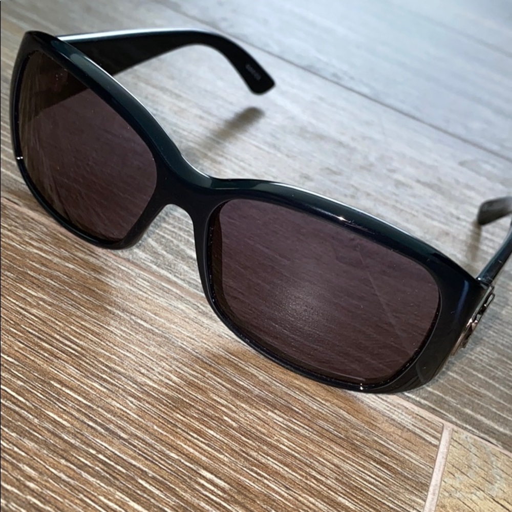 Black Gucci Sunglasses